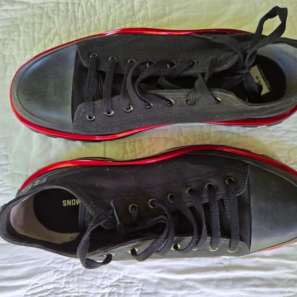 Black and Red Adidas New Runner x Raf Simons - Picture 6 of 6